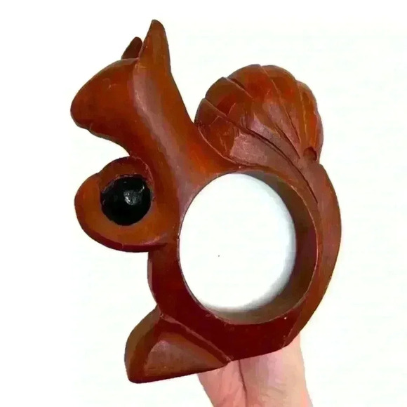 Vintage Wood Brown Squirrel Circle Picture Frame Home Decor Animal Cottagecore - Picture 1 of 10